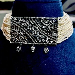 Brand New!House Of RuSa Elegant Pearl and Silver and Zirconia Choker Necklace